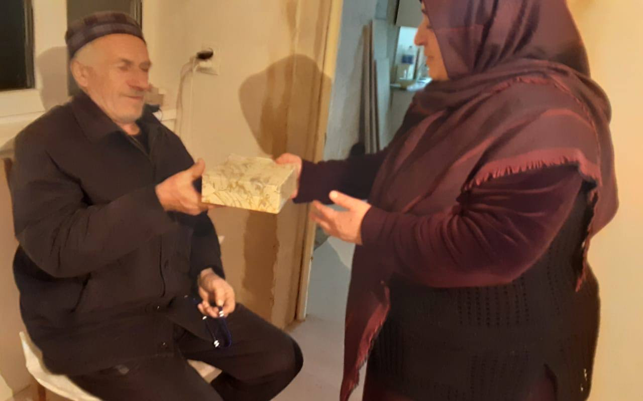 Будни наших соц.работников Адалаевой Булбул и Абдурахмановой Рахмат